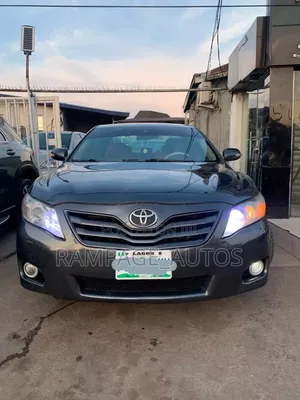 Toyota Camry 2011 Gray