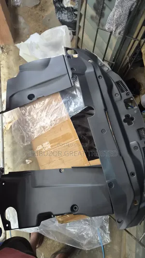 Complete Engine Cover for Lexus Is 250 2006/2010/2012