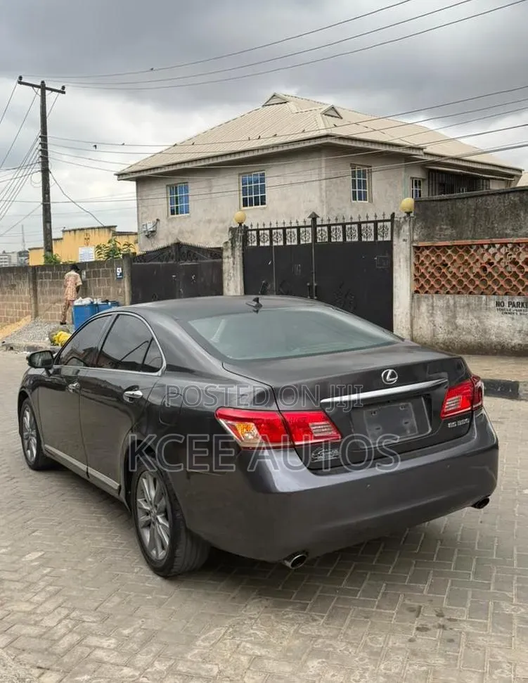 Lexus ES 350 2012 Gray