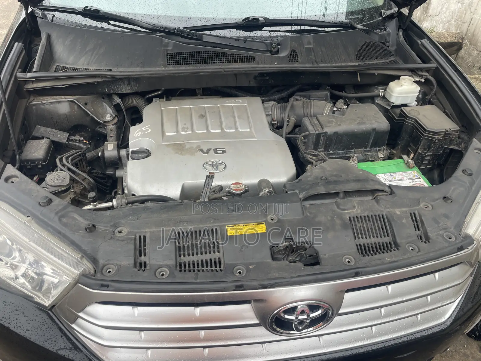 Toyota Highlander SE 2012 Black