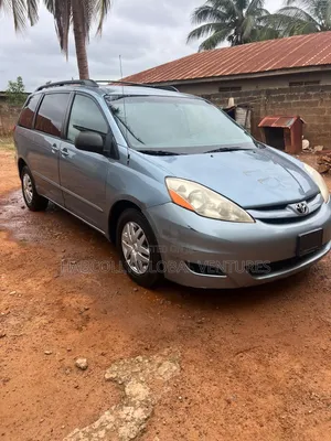 Toyota Sienna 2007 Blue
