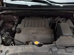Toyota Highlander XLE 4x2 V6 (3.5L 6cyl 8A) 2017 Red