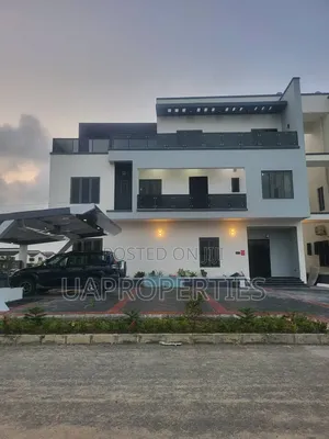 Furnished 6bdrm Mansion in Chevron for sale