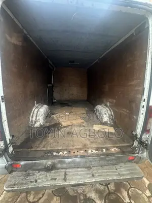 Mercedes-Benz Sprinter 2005 White