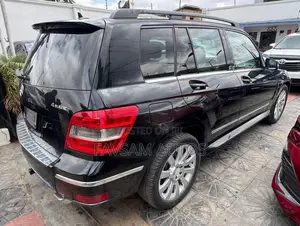 Mercedes-Benz GLK-Class 2009 Black