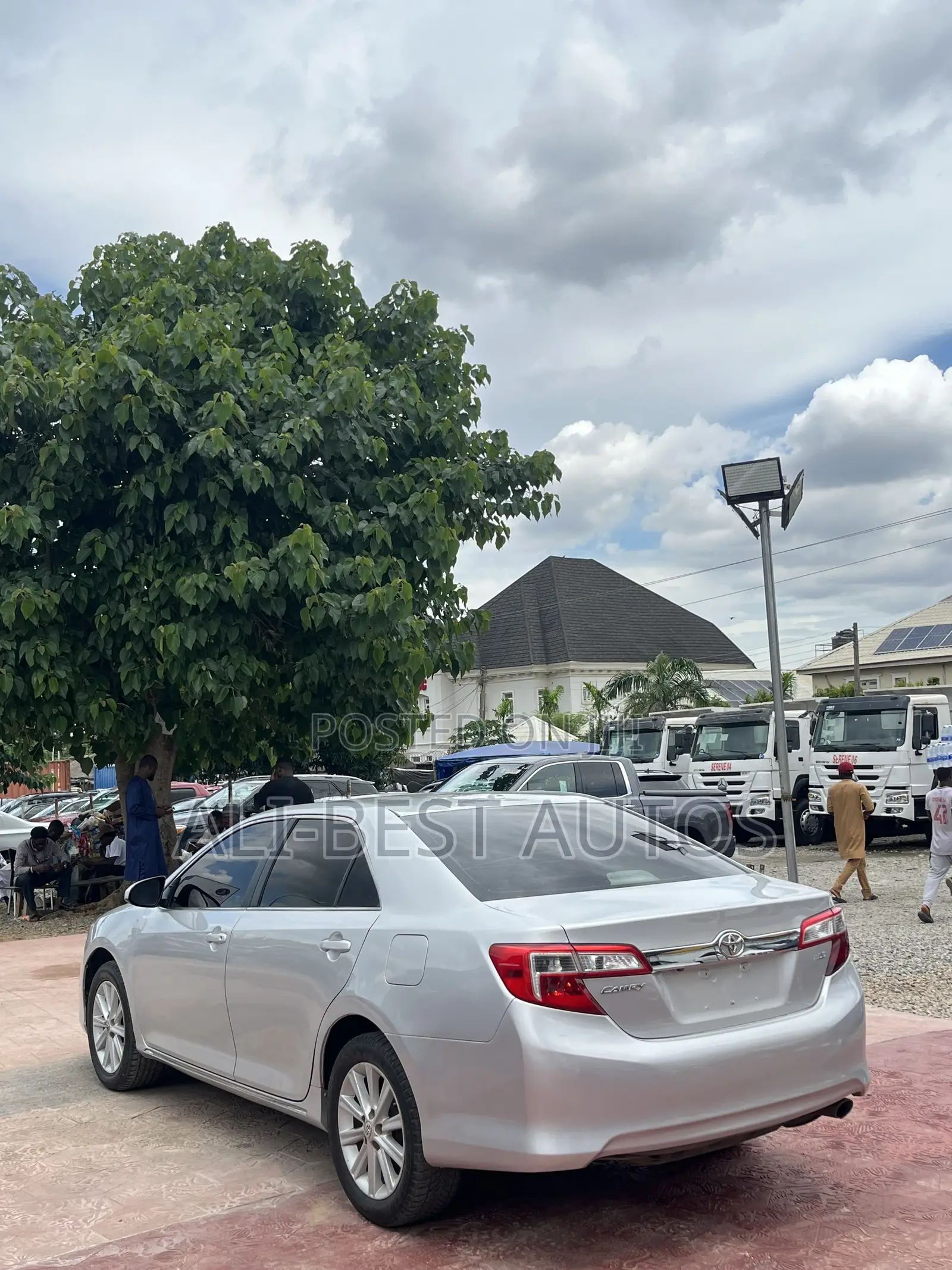 Toyota Camry 2012 Silver