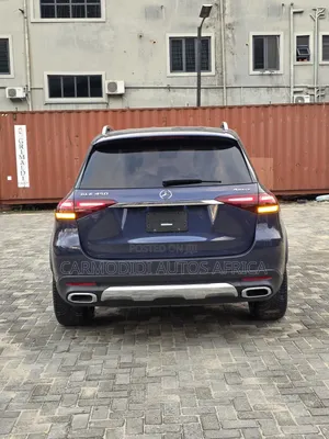 Mercedes-Benz GLE-Class 2024 Blue