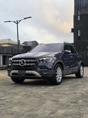 Mercedes-Benz GLE-Class 2024 Blue