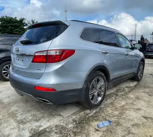 Hyundai Santa Fe 2016 Silver