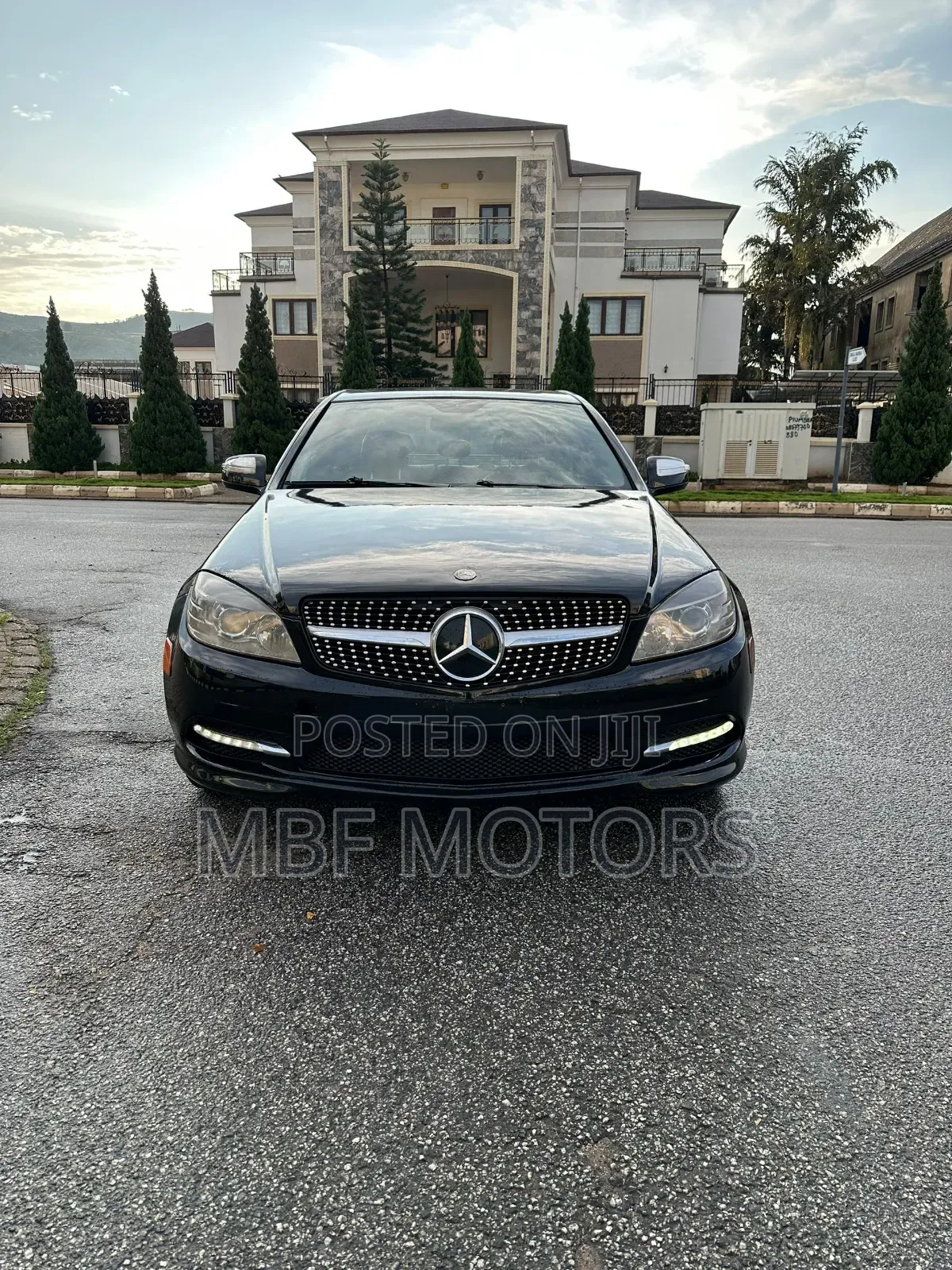 Mercedes-Benz C200 2010 Black