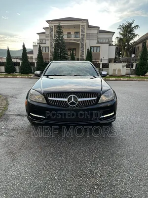 Mercedes-Benz C200 2010 Black