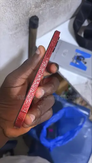 Apple iPhone 12 64 GB Red
