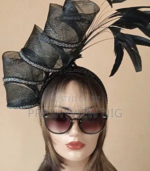 Black Crinoline Fascinator
