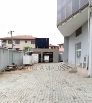 Exclusive Office Building