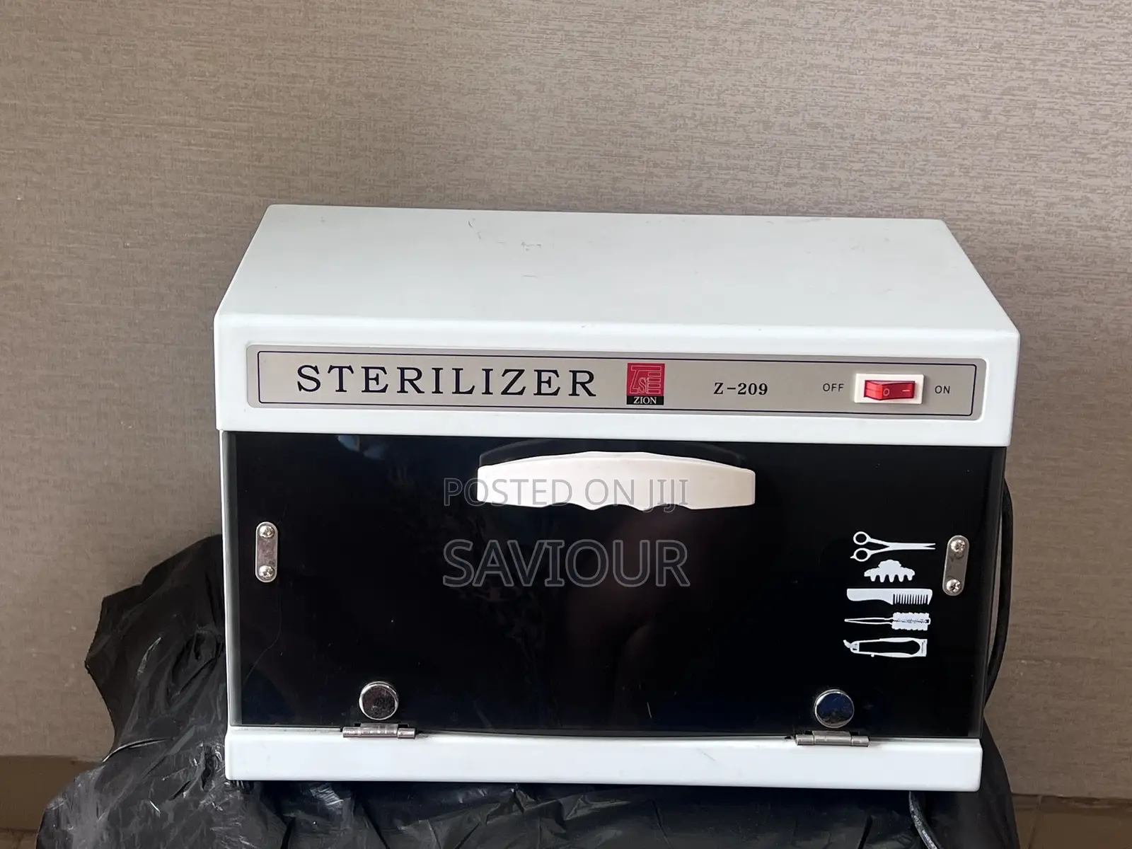 Clipper Sterilizer