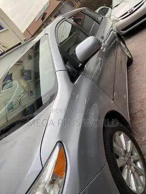 Toyota Sienna 2011 Silver