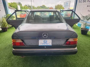 Mercedes-Benz 300E 1995 Gray