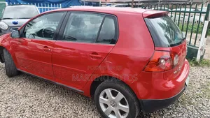 Volkswagen Golf 2007 Red