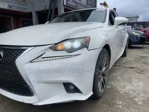 Lexus IS 250 4WD 2016 White