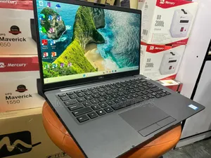 Laptop Dell Latitude 7400 8GB Intel Core i7 SSD 256GB