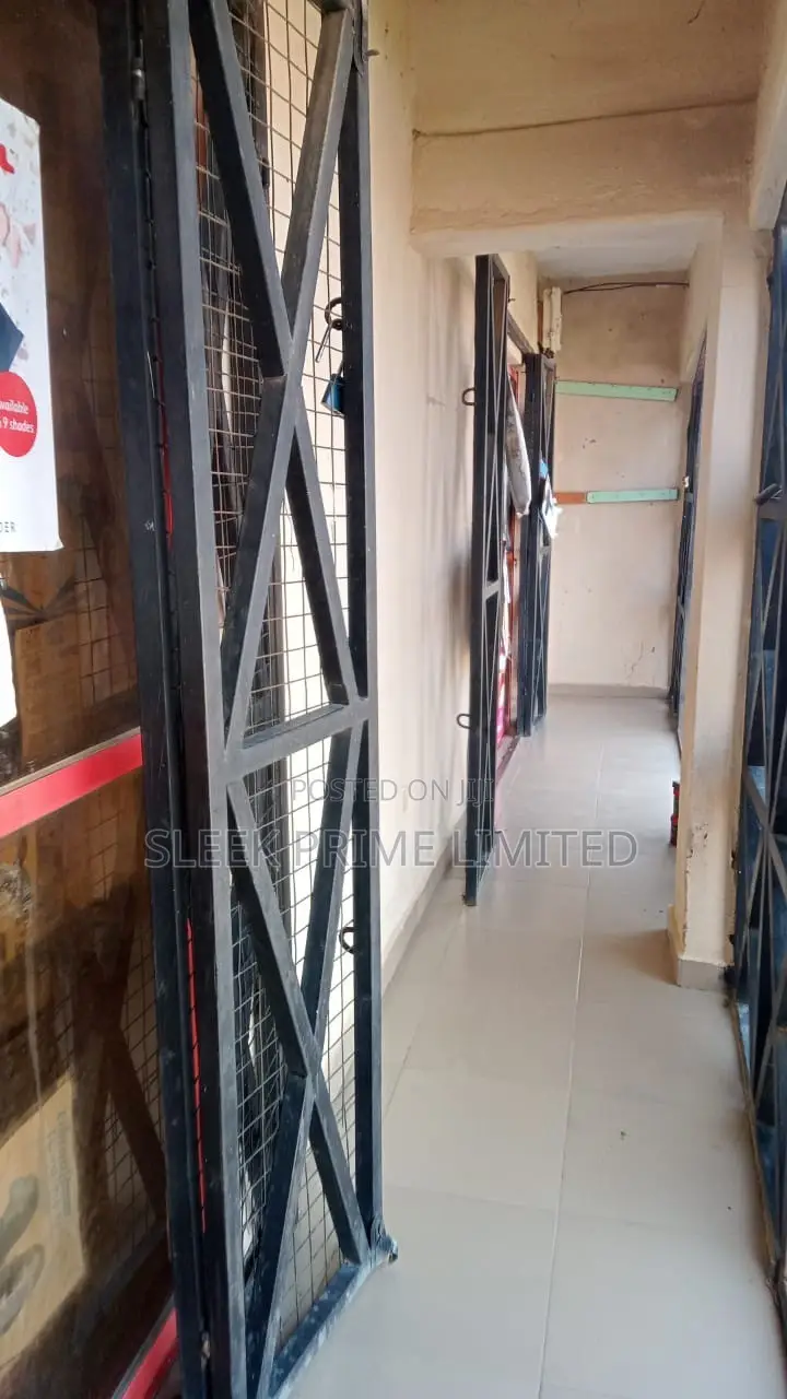 Double Shops for Sale at Lugbe for 30m