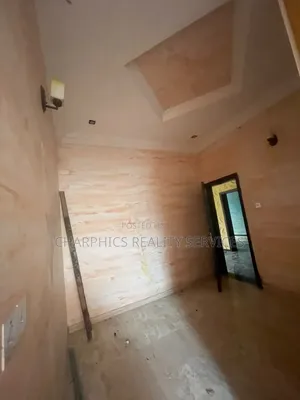 3bdrm Apartment in Abraham Adesanya Estate for rent