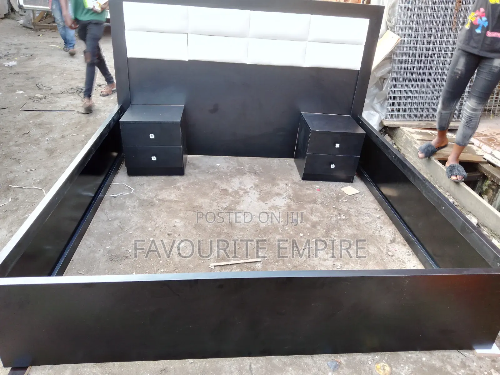 6by6 Bedframe With Side Drawer