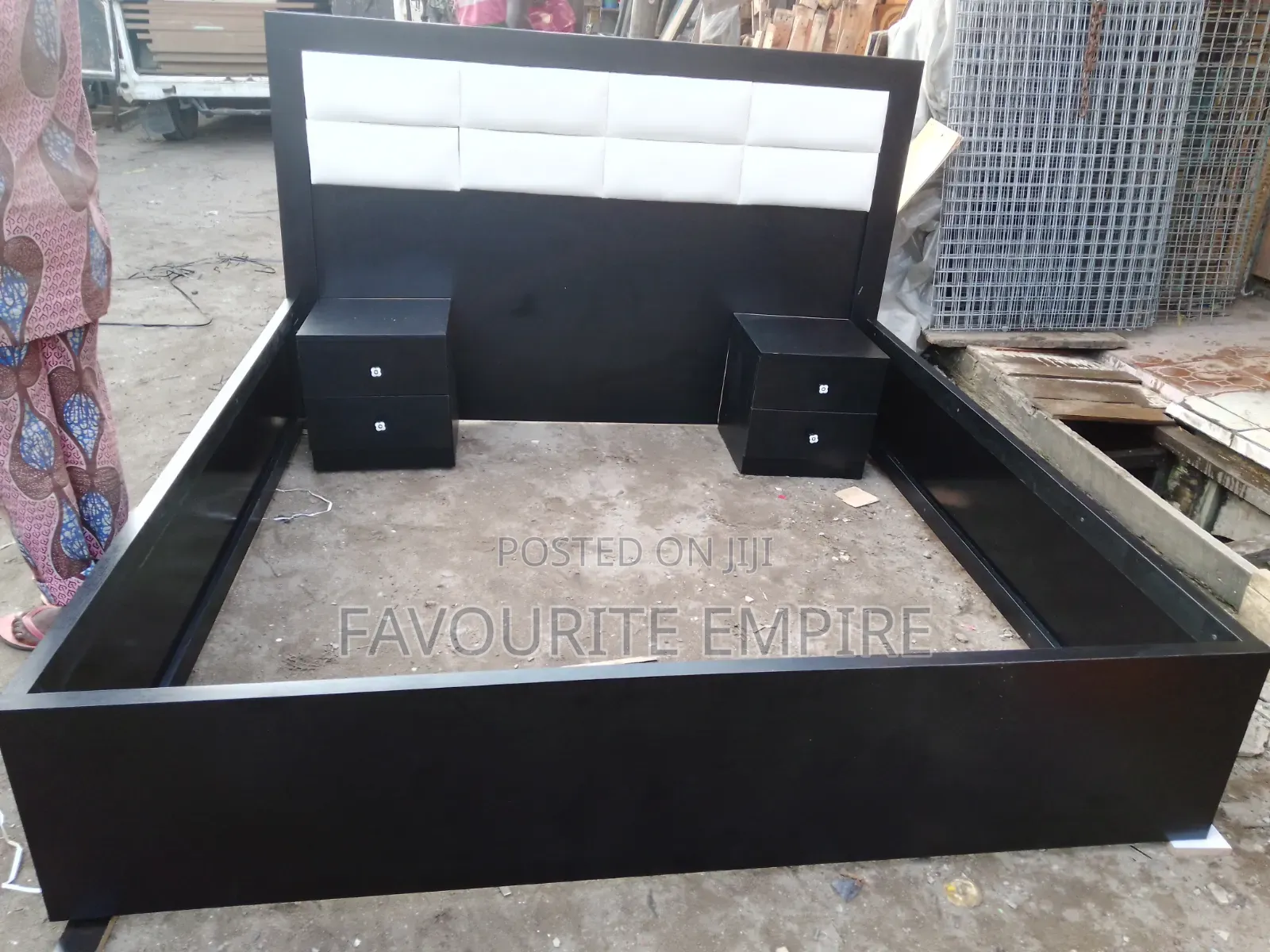 6by6 Bedframe With Side Drawer