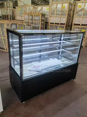 Industrial Cake Display Chiller Machines Is Available for Sales