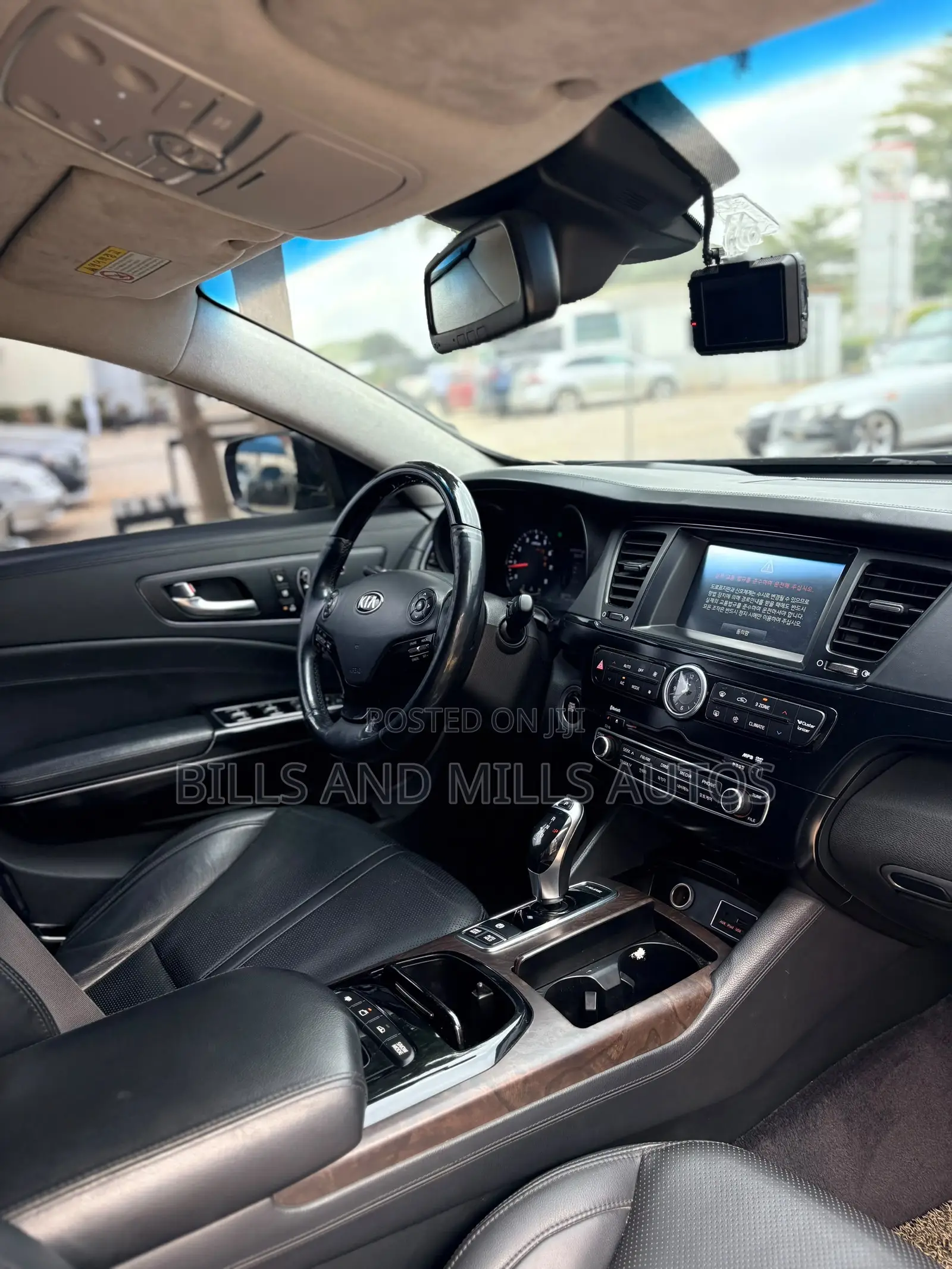 Kia KX1 2017 Black