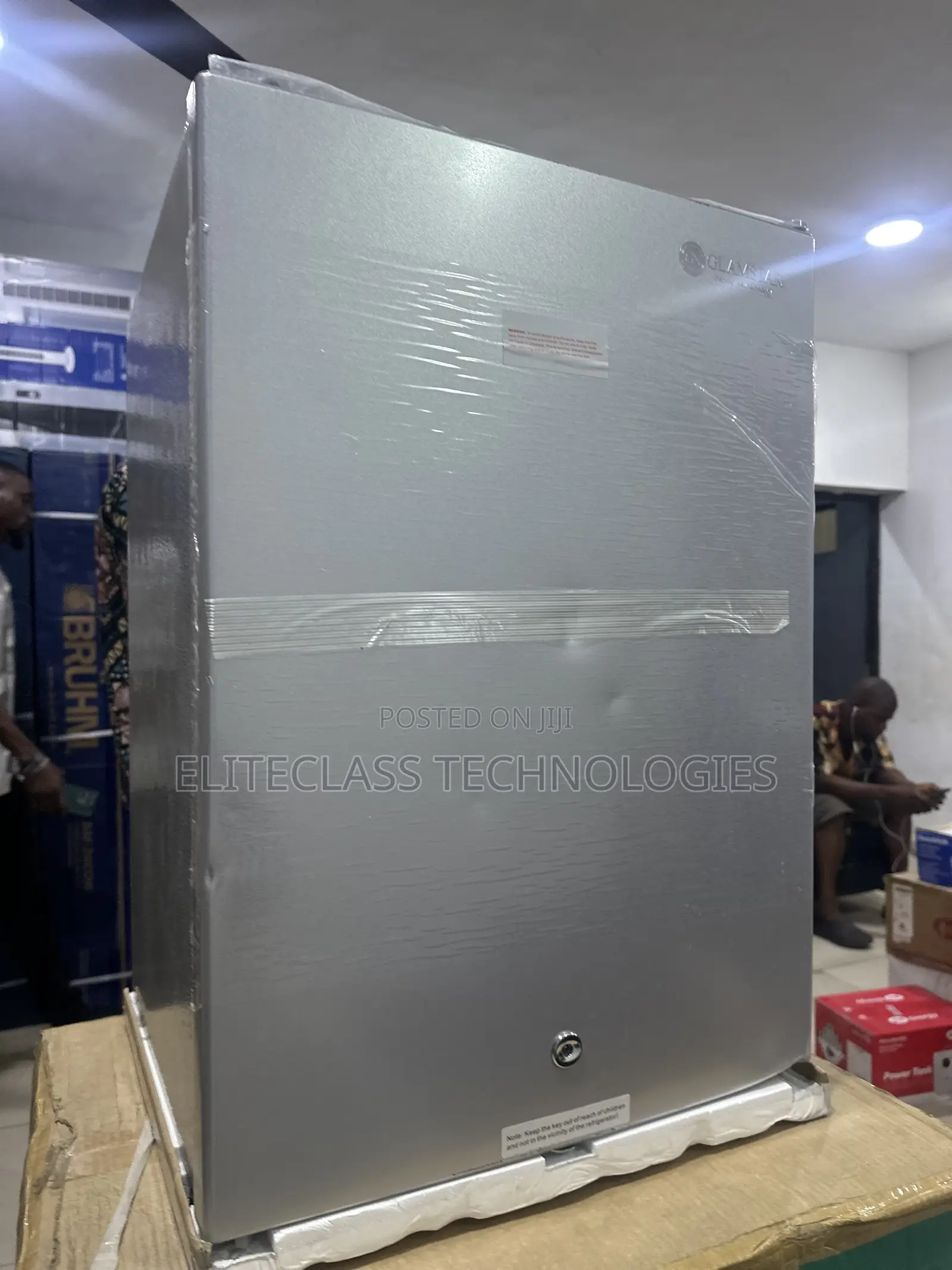 Durable Glamstar Fridge [GFR-90S-E]