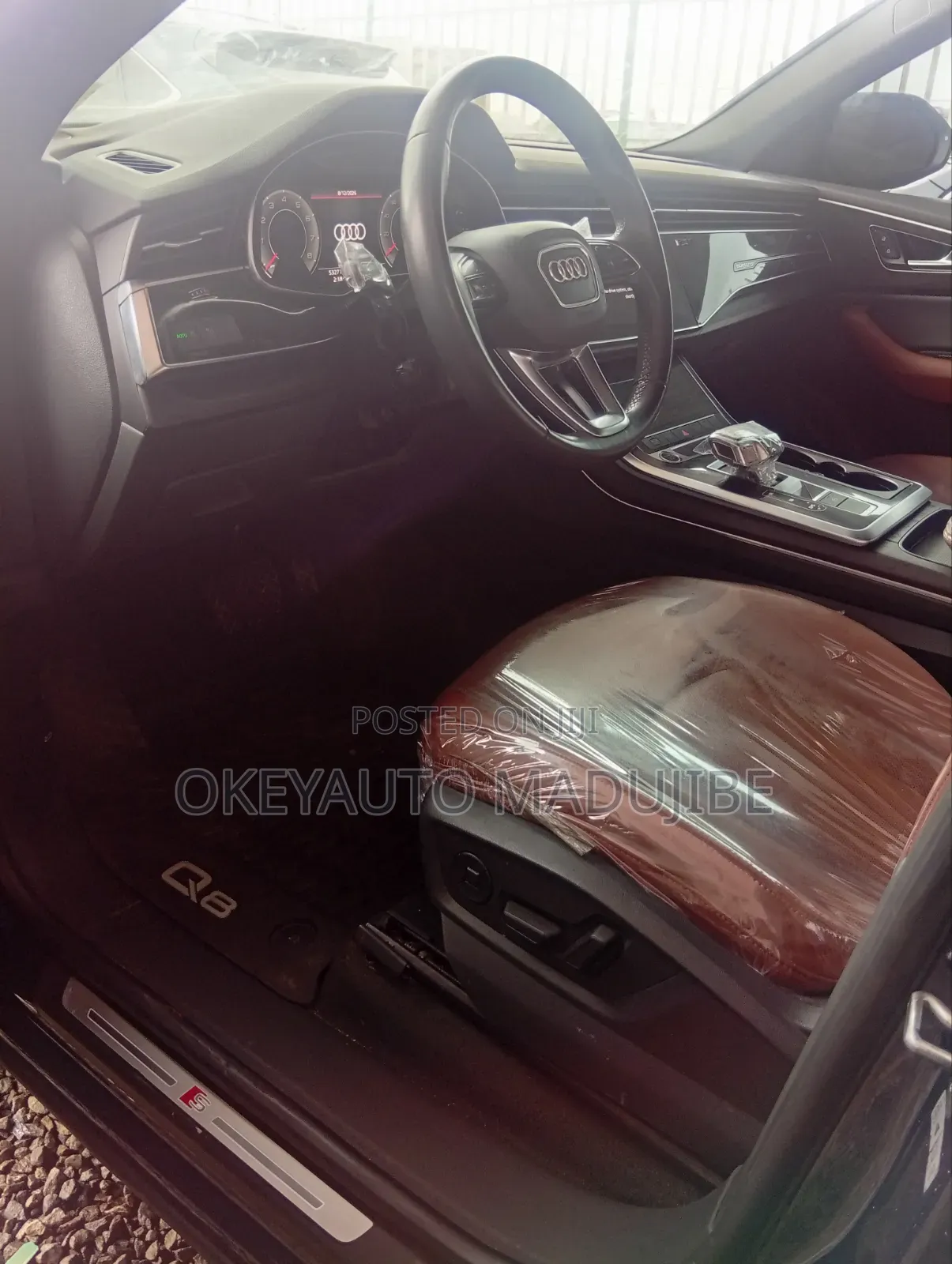 Audi Q8 2022 Blue