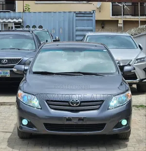 Toyota Corolla 2010 Gray