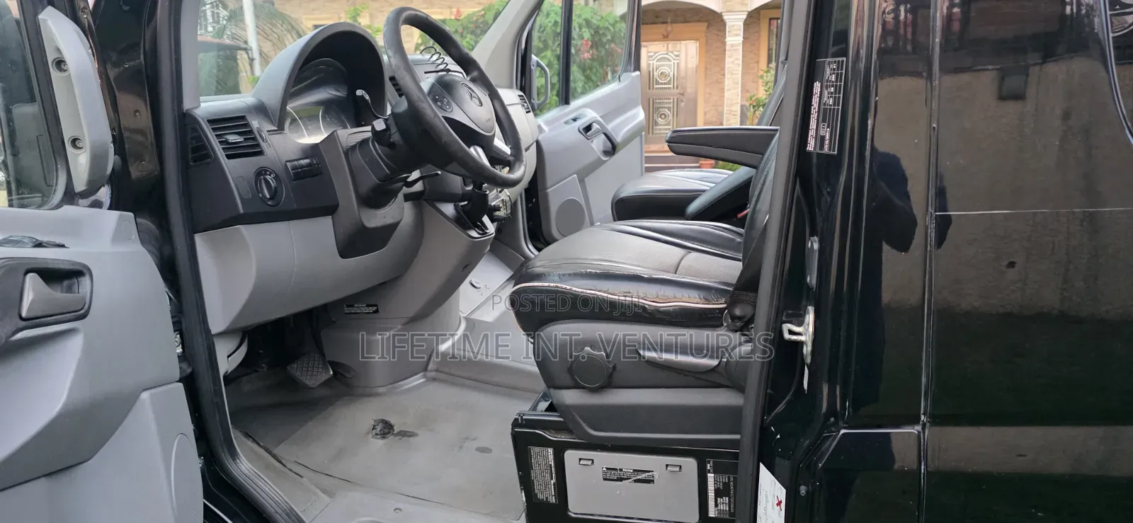 Mercedes-Benz Sprinter 2016 Black