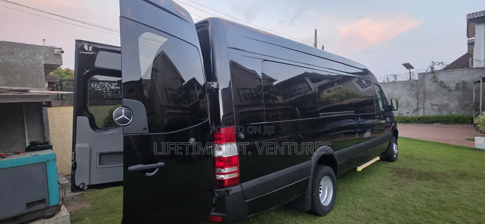 Mercedes-Benz Sprinter 2016 Black