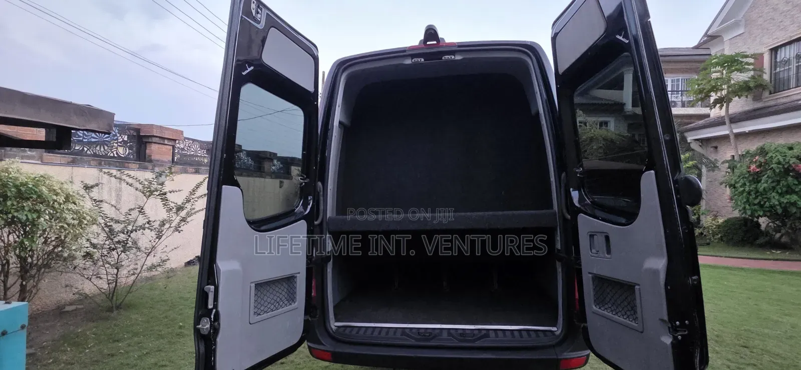 Mercedes-Benz Sprinter 2016 Black
