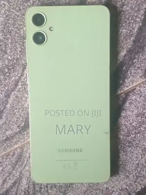Samsung Galaxy A05 64 GB Green