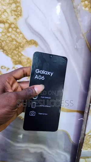Samsung Galaxy A06 128 GB