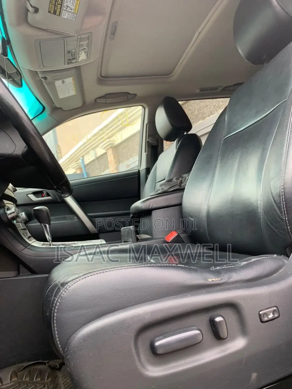 Toyota Highlander SE 2012 Silver