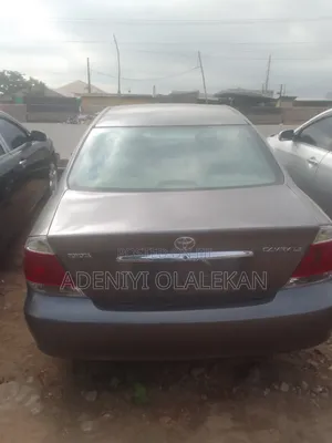 Toyota Camry 2006 Gray
