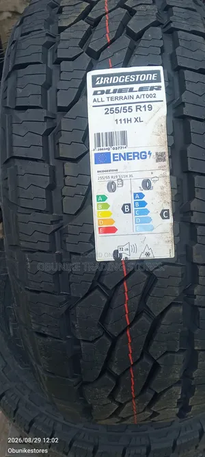 255/55r19 Bridgestone Tyre