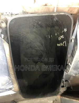 Roof Glass for Honda and Acura Available