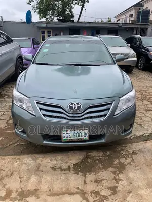 Toyota Camry LE 4dr Sedan (2.5L 4cyl 6AM) 2010 Green