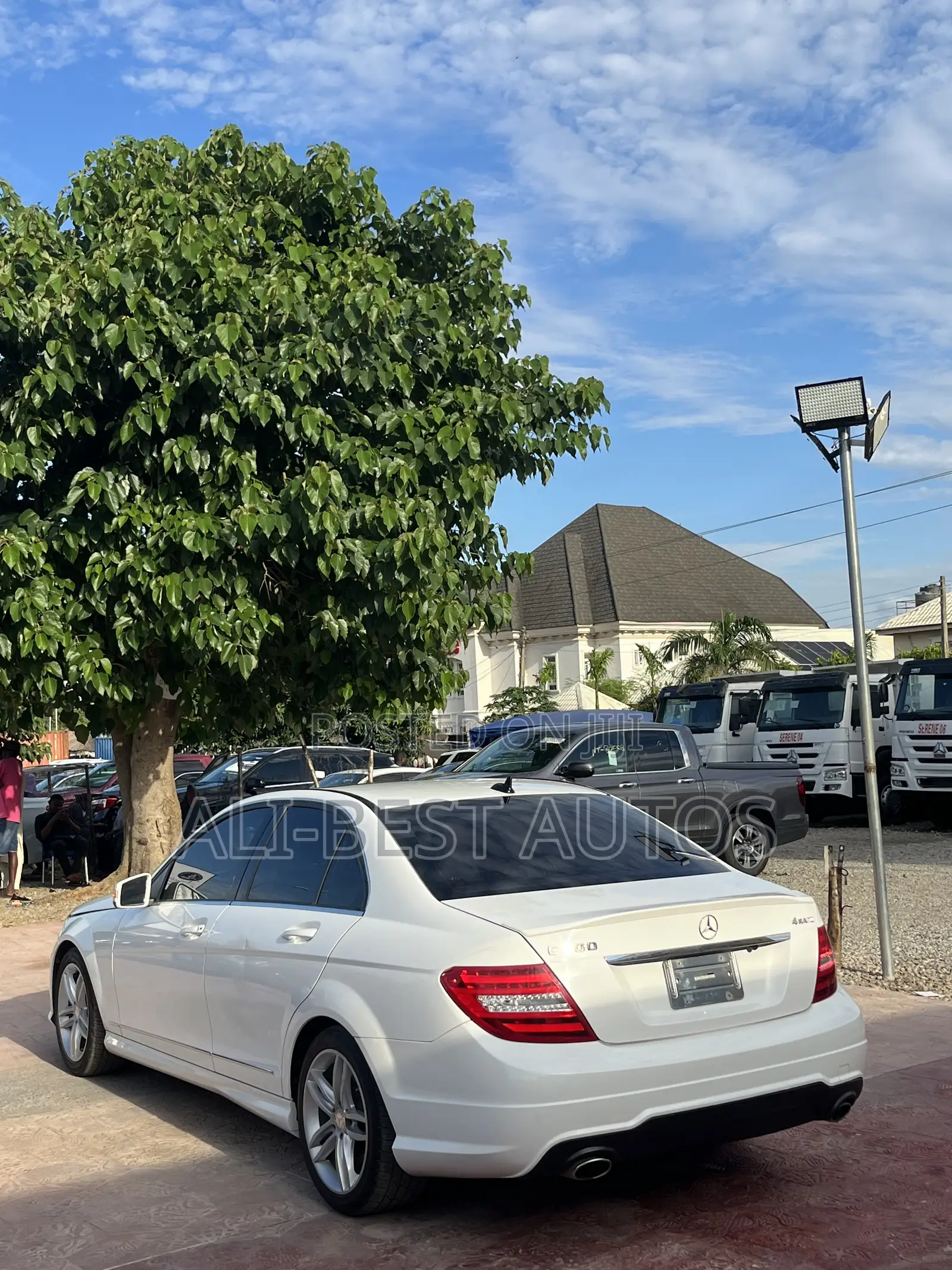 Mercedes-Benz C300 2013 White