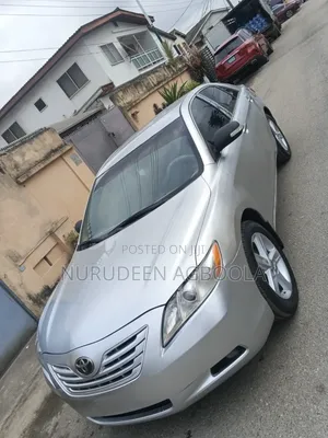 Toyota Camry 2009 Silver