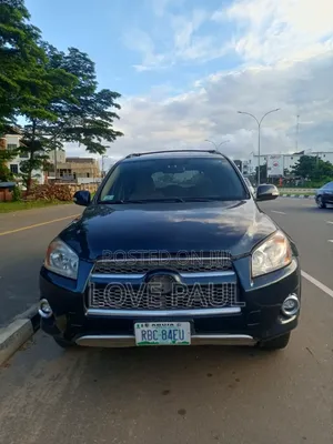 Toyota RAV4 2011