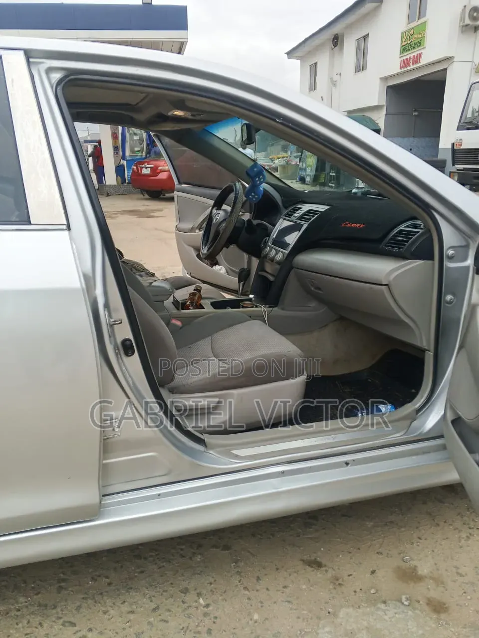Toyota Camry 2010 Silver