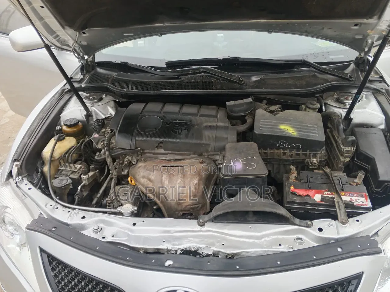 Toyota Camry 2010 Silver