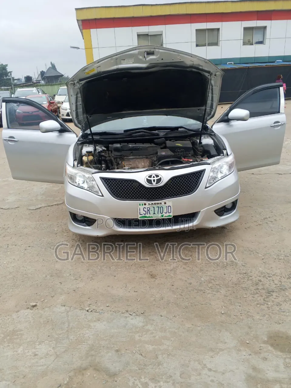 Toyota Camry 2010 Silver