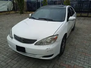 Toyota Camry 2002 White